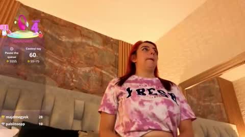 Snapshot of angel__red_ chatting on 11-08-25, 11:03 angel__red_ online show from 11-08-25, 11:03