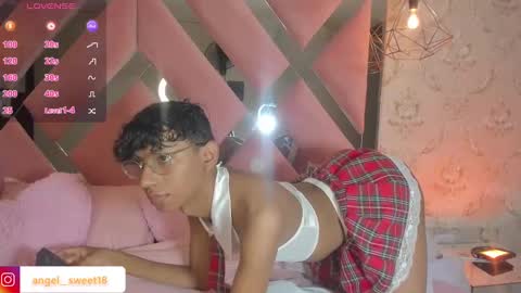 Snapshot of angel__sweet18 chatting on 12-04-24, 09:02 online show from 12-04-24, 09:02