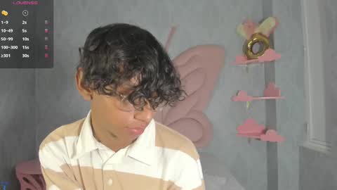 Snapshot of angel__sweet18 chatting on 02-22-25, 03:23 online show from 02-22-25, 03:23