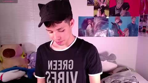 Angel   help me with 100 thumbs up online show from 01-04-25, 08:37