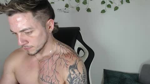 Angel Curl online show from 11-27-25, 09:28