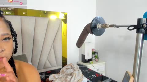 Snapshot of angel_dthroat chatting on 01-05-25, 03:13 ANGHEL online show from 01-05-25, 03:13