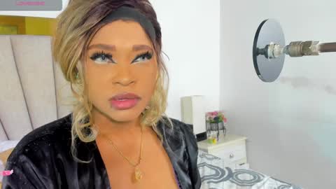 Snapshot of angel_dthroat chatting on 01-24-25, 12:10 ANGHEL online show from 01-24-25, 12:10