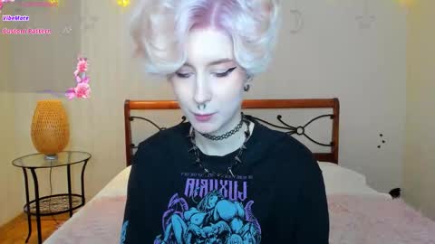 Angel Dust online show from 11-22-25, 01:15