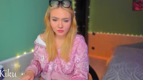 Kiku here 3 online show from 11-06-25, 10:43