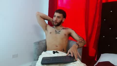 angel_kyrozz online show from 10-17-25, 07:27