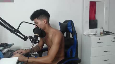 Angel online show from 10-15-25, 07:36