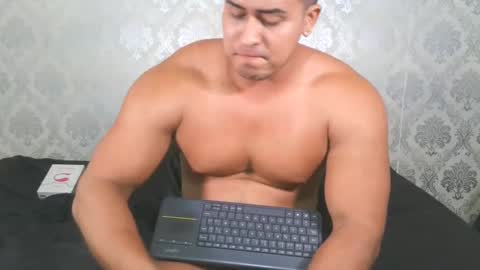 Angel Lein online show from 02-22-25, 10:20