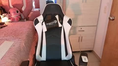 angeline online show from 12-23-24, 08:11