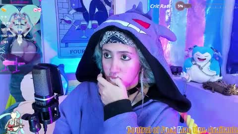 Snapshot of angel_sweett_1 chatting on 09-14-25, 05:17 online show from 09-14-25, 05:17
