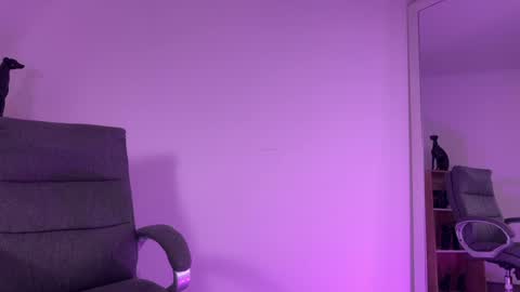 Angela Bonetti online show from 02-03-25, 08:24