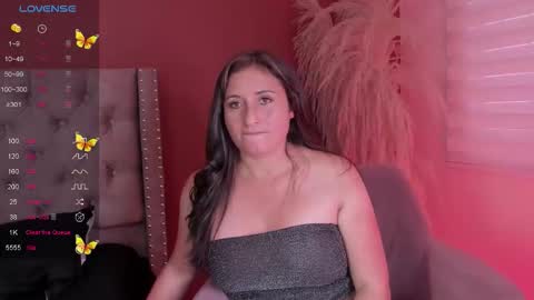 Ange online show from 11-19-25, 06:52