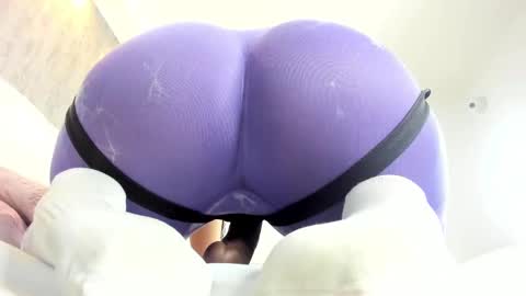 Angela online show from 09-25-25, 02:21