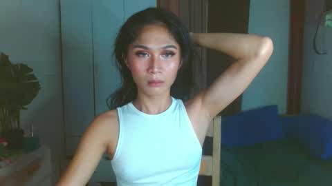 Snapshot of angela_mccollins chatting on 12-02-24, 03:37 angela online show from 12-02-24, 03:37