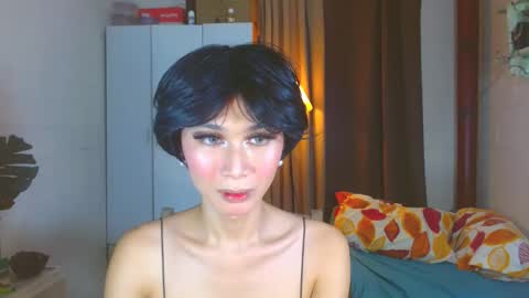 angela online show from 11-14-25, 09:13