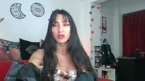 Snapshot of angela_mis chatting on 12-11-24, 05:00 Angela online show from 12-11-24, 05:00