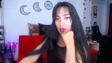 Snapshot of angela_mis chatting on 12-16-24, 11:39 Angela online show from 12-16-24, 11:39