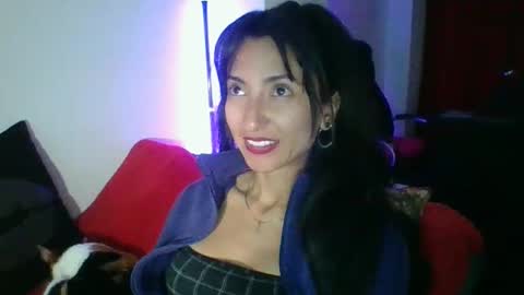 Snapshot of angela_mis chatting on 01-22-25, 04:13 Angela online show from 01-22-25, 04:13