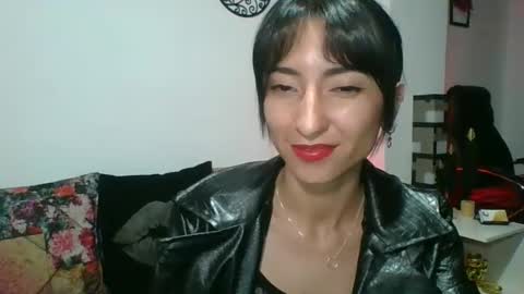 Snapshot of angela_mis chatting on 01-30-25, 03:44 Angela online show from 01-30-25, 03:44