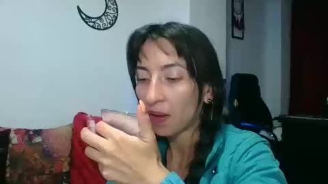 Snapshot of angela_mis chatting on 02-07-25, 04:06 Angela online show from 02-07-25, 04:06