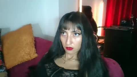 Snapshot of angela_mis chatting on 10-08-25, 09:12 Angela online show from 10-08-25, 09:12