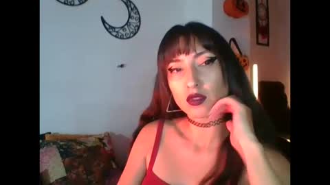 Snapshot of angela_mis chatting on 10-16-25, 10:33 Angela online show from 10-16-25, 10:33