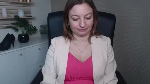 Angela online show from 12-03-25, 06:43