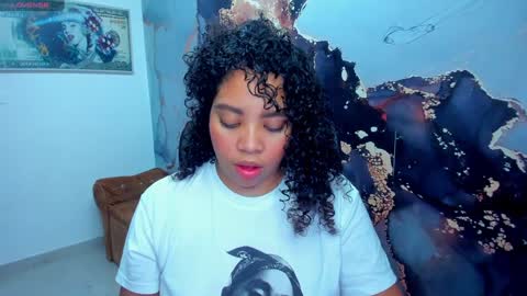 Snapshot of angelacoffee chatting on 12-19-24, 08:55 Angela online show from 12-19-24, 08:55