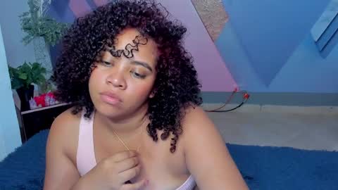 Snapshot of angelacoffee chatting on 01-17-25, 04:49 Angela online show from 01-17-25, 04:49