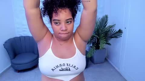 Snapshot of angelacoffee chatting on 02-21-25, 10:17 Angela online show from 02-21-25, 10:17