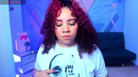 Snapshot of angelacoffee chatting on 09-17-25, 03:52 Angela online show from 09-17-25, 03:52