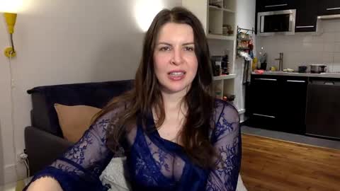 Angela online show from 02-15-25, 08:33