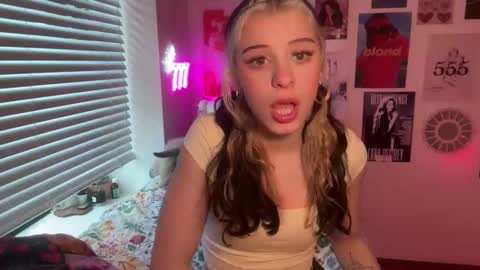 Alex online show from 02-01-26, 01:20