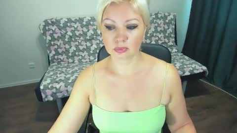 glow online show from 11-08-25, 11:43