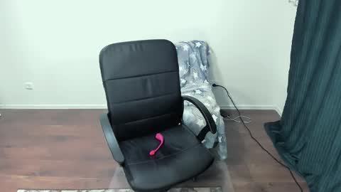 glow online show from 01-11-26, 05:07