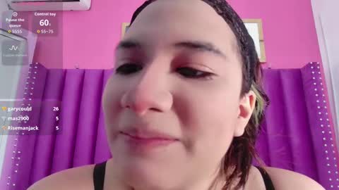 Snapshot of angelarumiee chatting on 10-04-25, 03:04 Angela online show from 10-04-25, 03:04