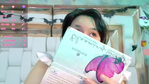 Snapshot of angelarumiee chatting on 10-07-25, 02:42 Angela online show from 10-07-25, 02:42