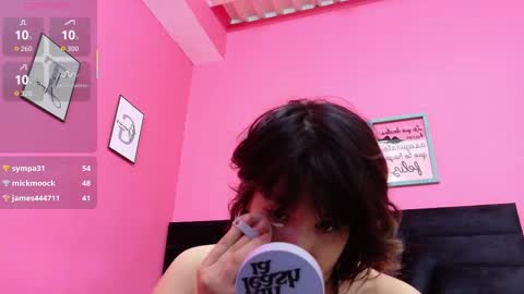 Snapshot of angelarumiee chatting on 10-30-25, 02:57 Angela online show from 10-30-25, 02:57