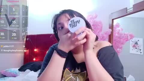 Snapshot of angelarumiee chatting on 12-03-25, 02:52 Angela online show from 12-03-25, 02:52