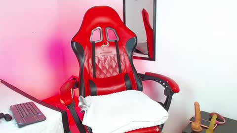 Angel online show from 11-24-25, 02:28