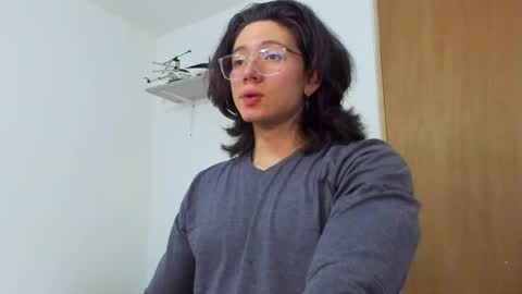 Angel Bennet online show from 02-19-25, 02:55