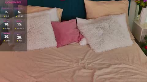 angel online show from 12-15-25, 12:09