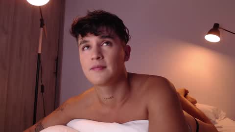 Angel online show from 02-09-25, 02:06