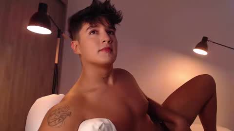 Angel online show from 02-26-25, 09:05