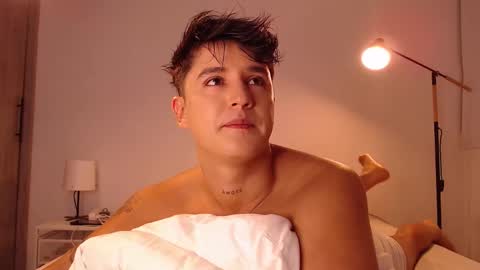 Angel online show from 11-22-25, 12:53