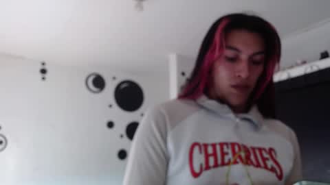 angele online show from 03-09-25, 09:57