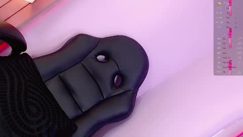 angeles_bust online show from 02-23-25, 06:23