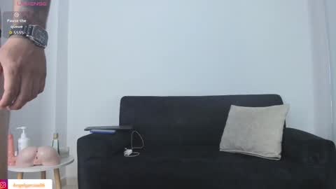 Angel online show from 09-28-25, 10:15