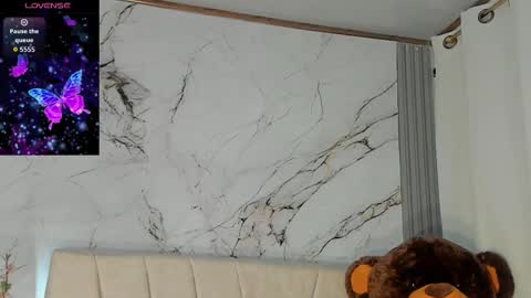 Carolina online show from 10-15-25, 01:28