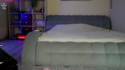 Gabby online show from 01-29-25, 09:07